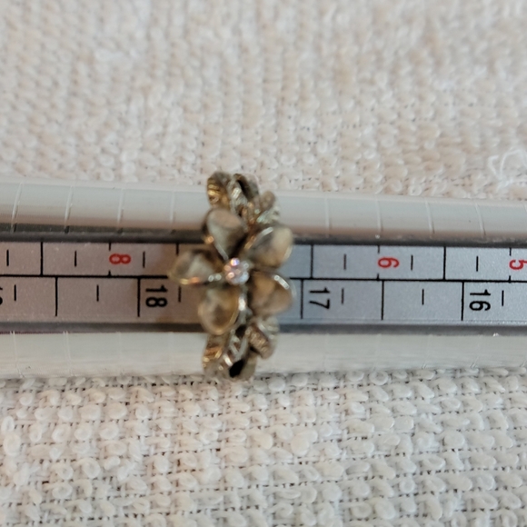 Vintage Flower ring 925 Sterling Silver size 7 - Picture 6 of 12